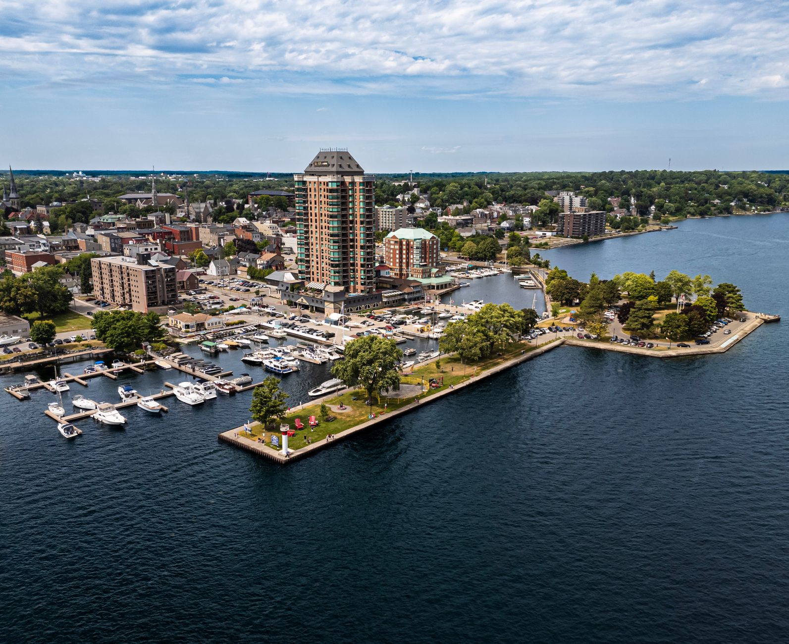 Decks, fences & landscaping in Brockville